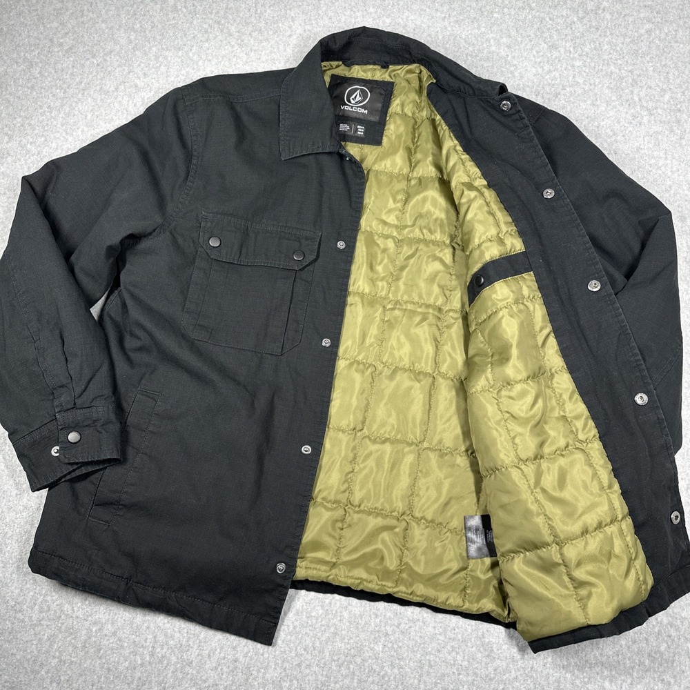 Volcom Ripstop Snap Up Jacket Men's Medium Black Quilted Green Lining Pockets